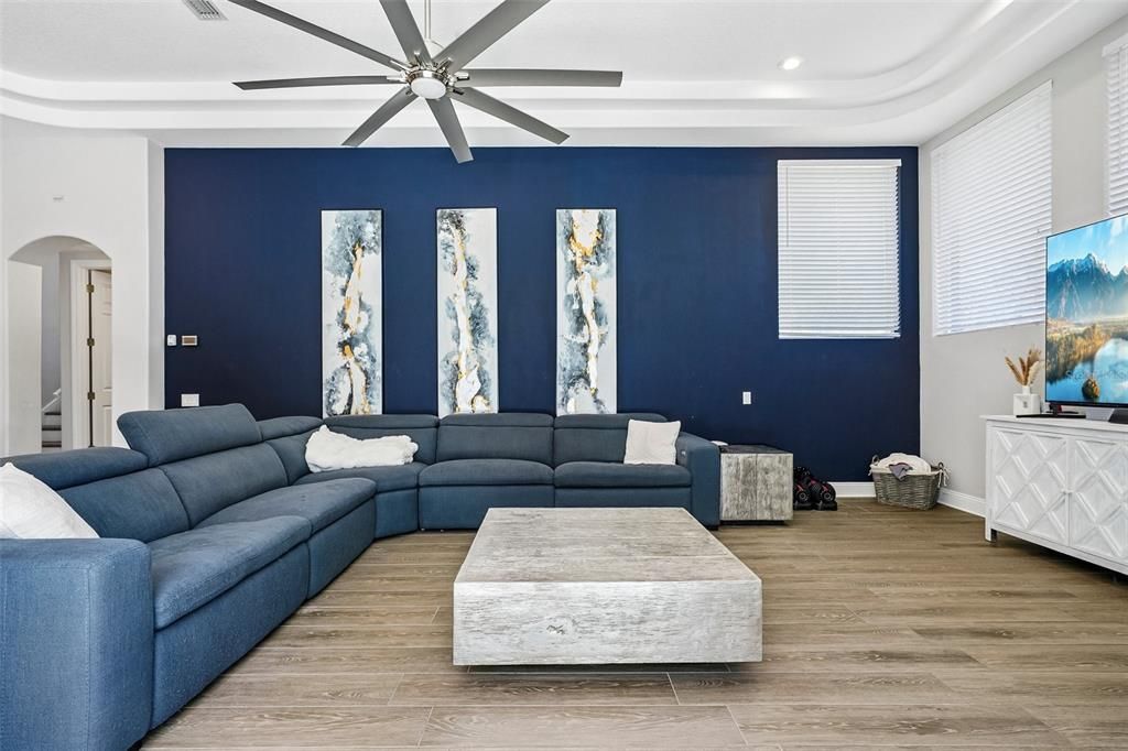 For Sale: $1,500,000 (5 beds, 4 baths, 3873 Square Feet)