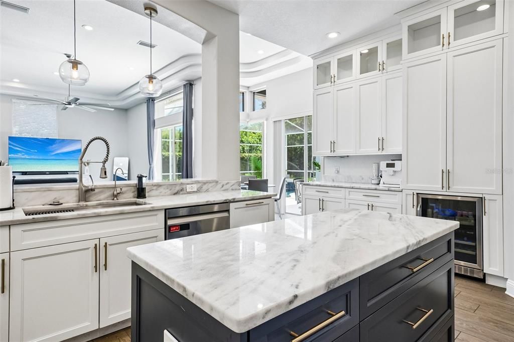 For Sale: $1,500,000 (5 beds, 4 baths, 3873 Square Feet)