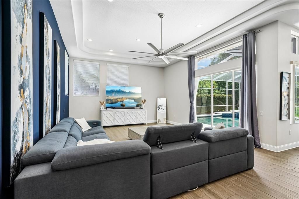 For Sale: $1,500,000 (5 beds, 4 baths, 3873 Square Feet)