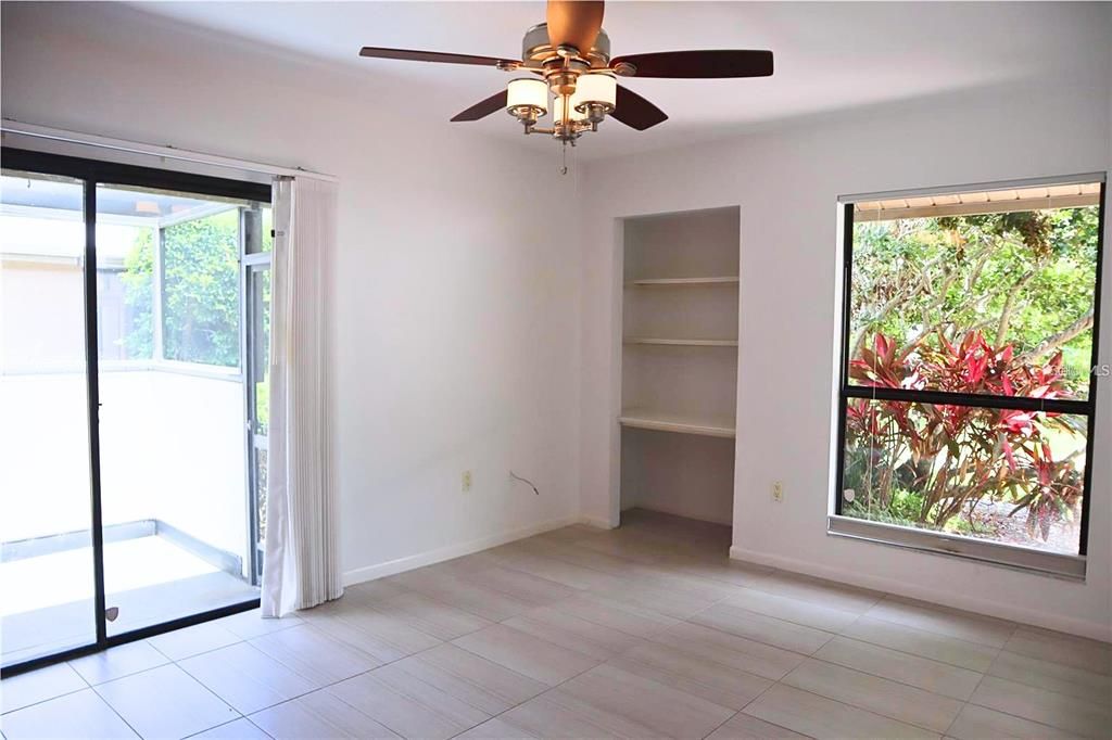 For Sale: $499,000 (2 beds, 2 baths, 1570 Square Feet)