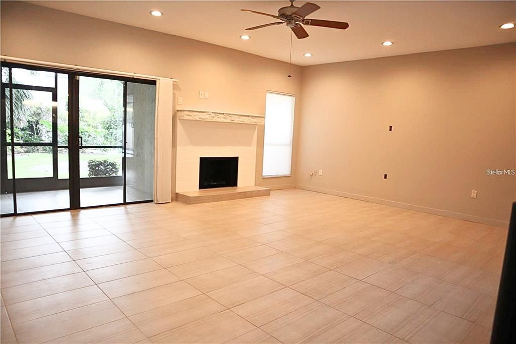 For Sale: $499,000 (2 beds, 2 baths, 1570 Square Feet)