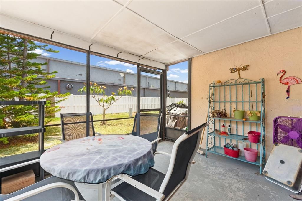 Active With Contract: $225,000 (3 beds, 2 baths, 1497 Square Feet)