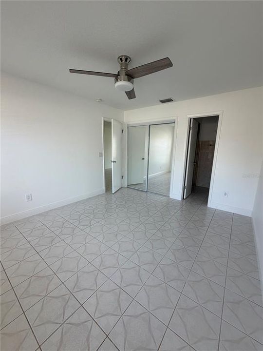 Active With Contract: $335,000 (3 beds, 2 baths, 1120 Square Feet)