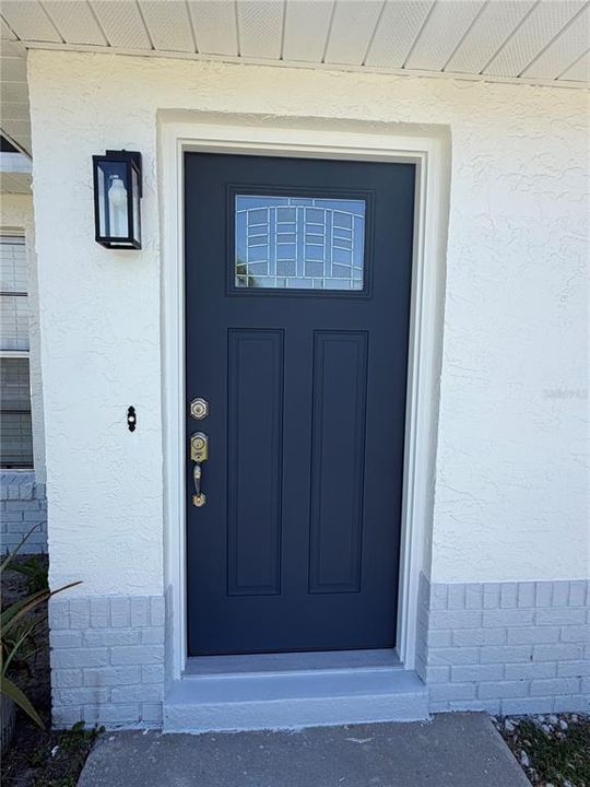 Active With Contract: $335,000 (3 beds, 2 baths, 1120 Square Feet)
