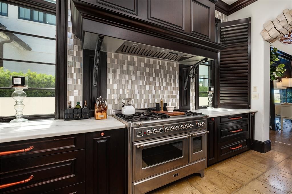 For Sale: $4,999,000 (3 beds, 3 baths, 3786 Square Feet)