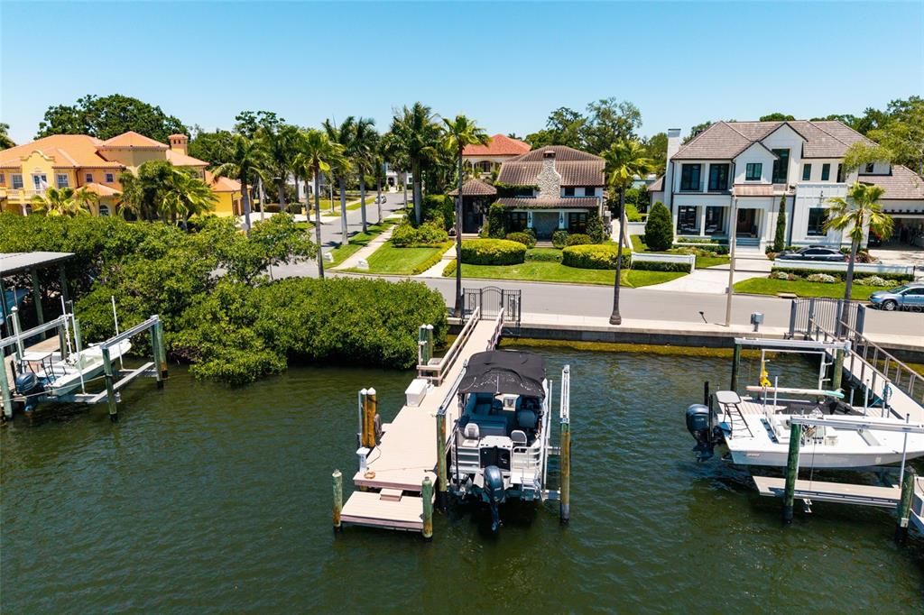 For Sale: $4,999,000 (3 beds, 3 baths, 3786 Square Feet)