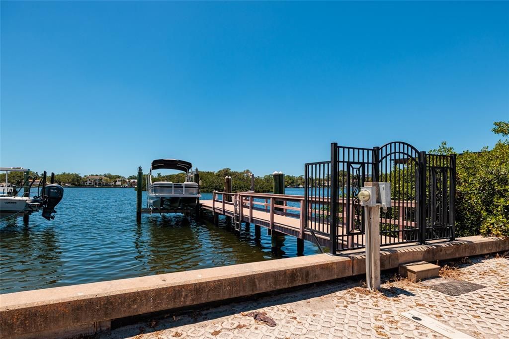 For Sale: $4,999,000 (3 beds, 3 baths, 3786 Square Feet)