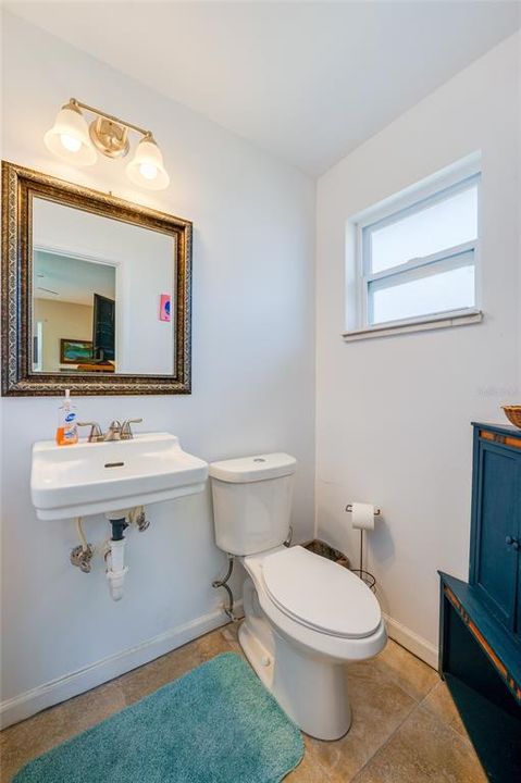 For Sale: $315,000 (3 beds, 1 baths, 1000 Square Feet)