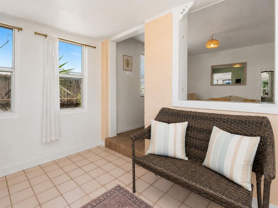 For Sale: $329,000 (3 beds, 2 baths, 1146 Square Feet)