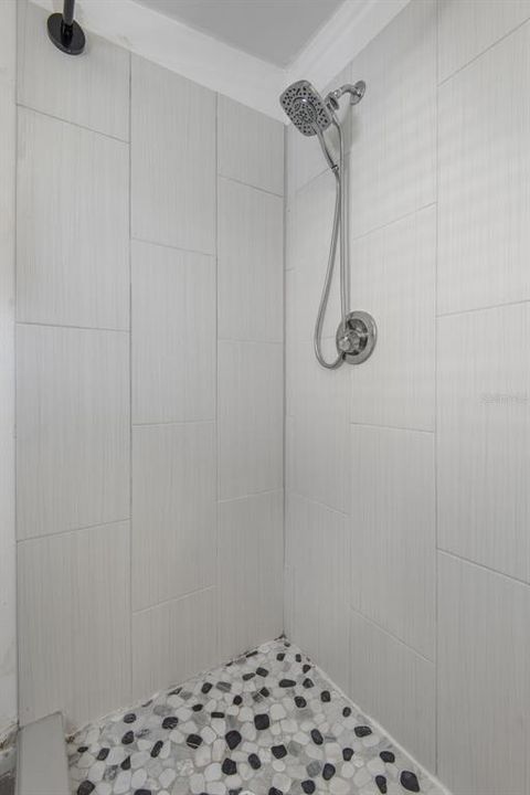 For Sale: $329,000 (3 beds, 2 baths, 1146 Square Feet)