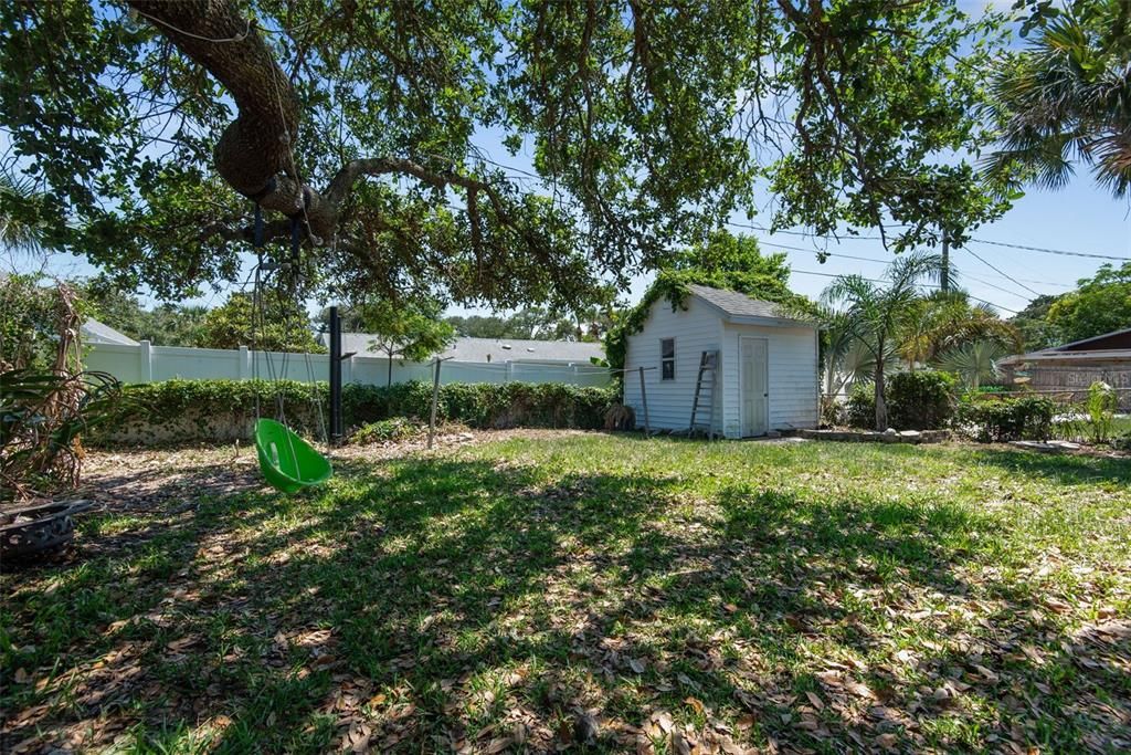 For Sale: $329,000 (3 beds, 2 baths, 1146 Square Feet)