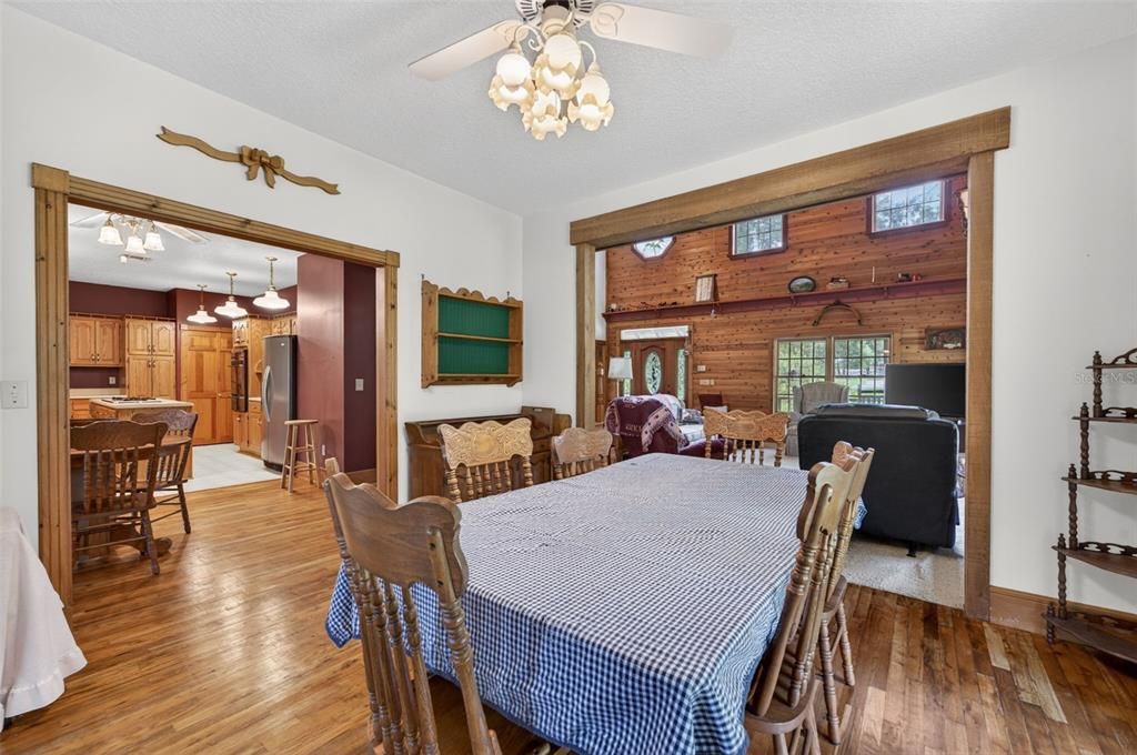 For Sale: $899,900 (4 beds, 2 baths, 3110 Square Feet)