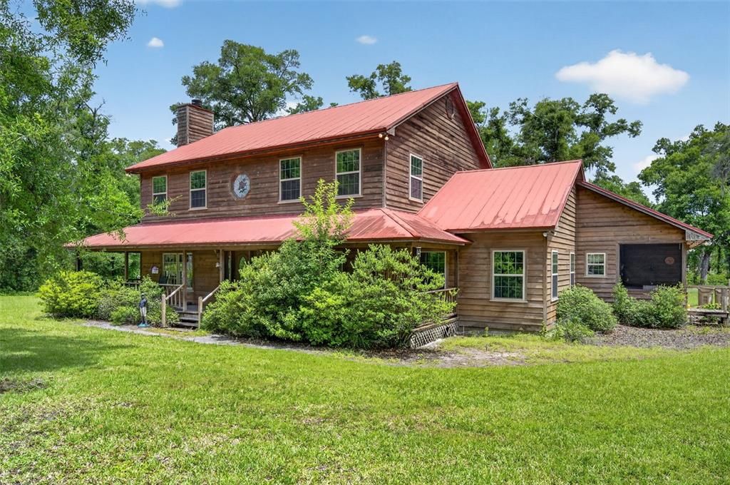 For Sale: $899,900 (4 beds, 2 baths, 3110 Square Feet)