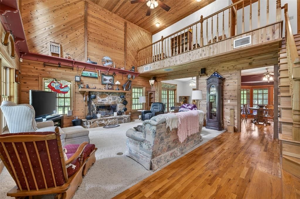 For Sale: $899,900 (4 beds, 2 baths, 3110 Square Feet)