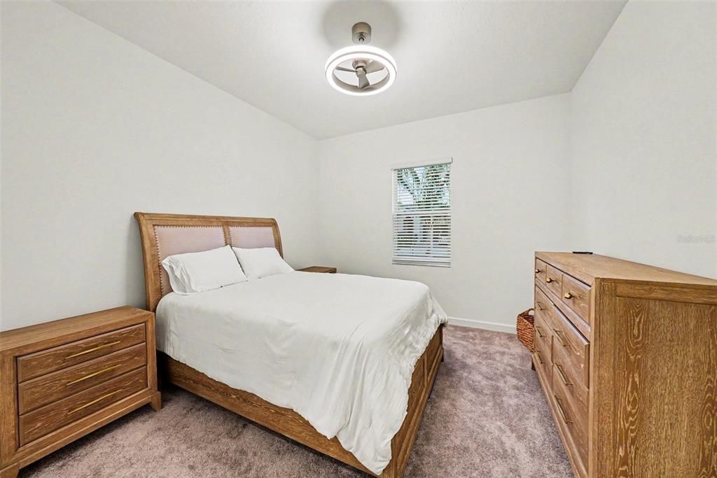 For Sale: $490,000 (3 beds, 3 baths, 2651 Square Feet)