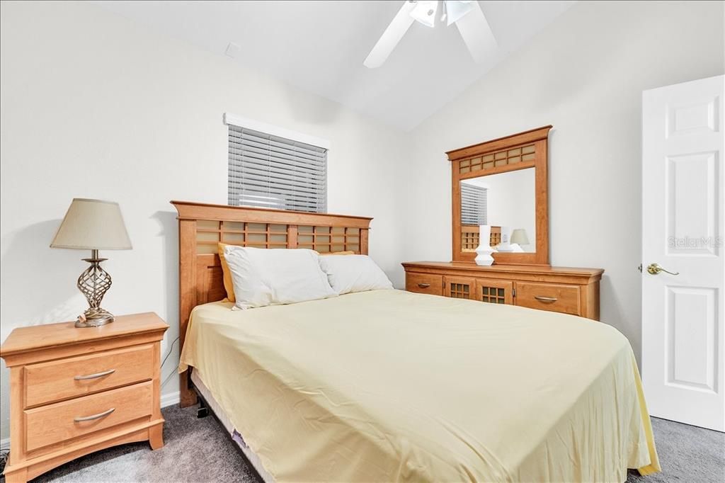 En Venta: $340,000 (3 camas, 2 baños, 1384 Pies cuadrados)
