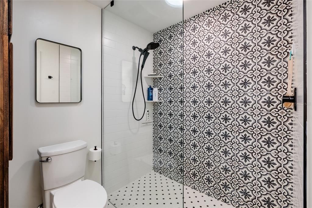 For Sale: $739,500 (2 beds, 2 baths, 1395 Square Feet)