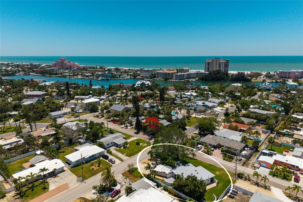 For Sale: $739,500 (2 beds, 2 baths, 1395 Square Feet)