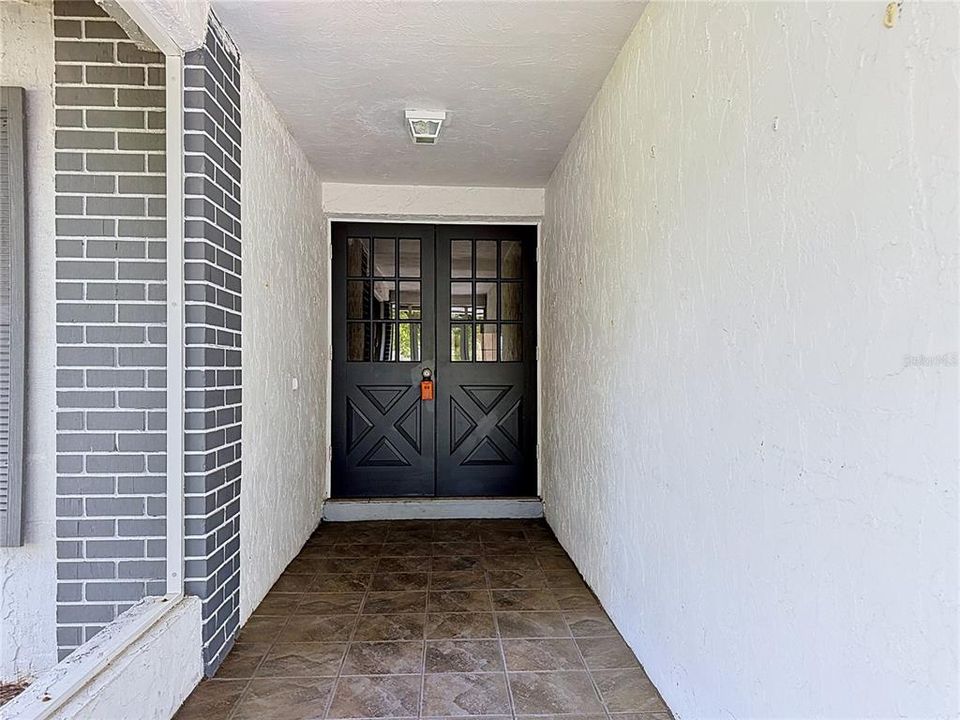 На продажу: $365,000 (4 спален, 2 ванн, 1570 Квадратных фут)
