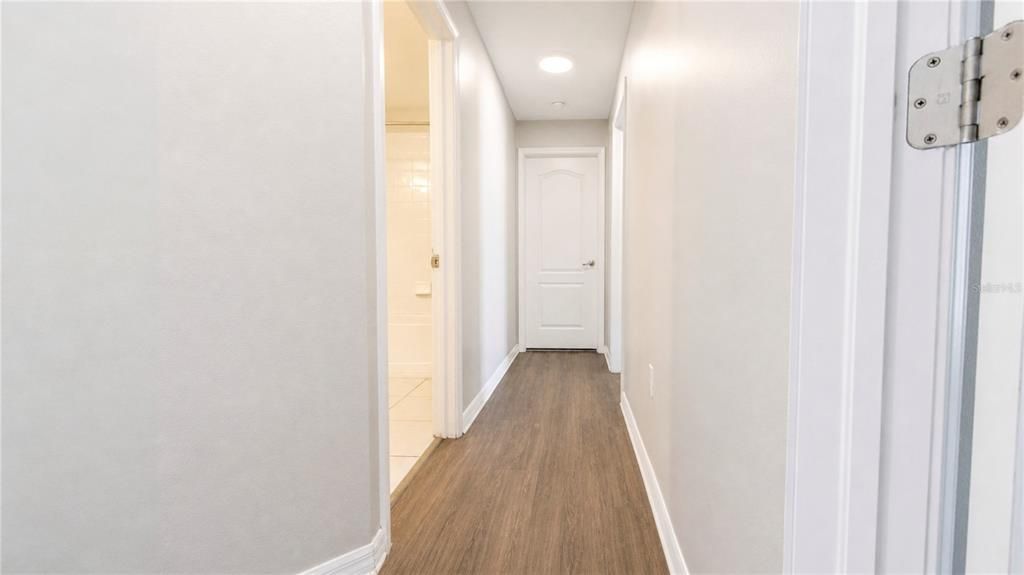 En Venta: $365,000 (4 camas, 2 baños, 2010 Pies cuadrados)