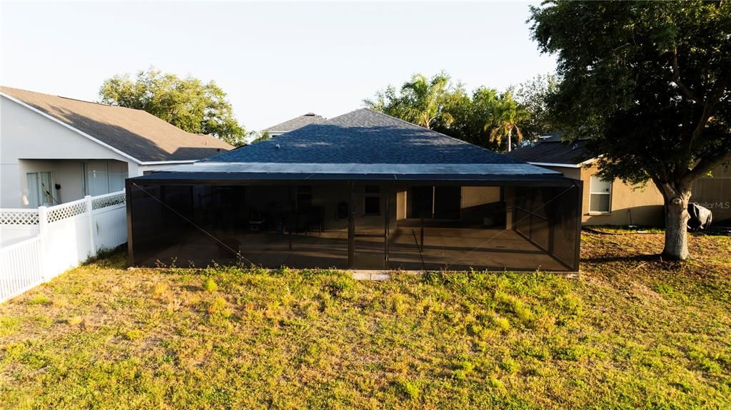 En Venta: $365,000 (4 camas, 2 baños, 2010 Pies cuadrados)