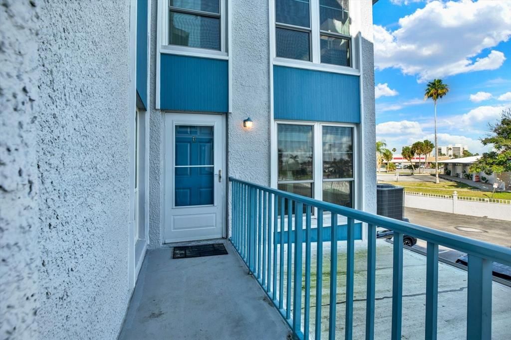 En Venta: $349,900 (1 camas, 1 baños, 755 Pies cuadrados)