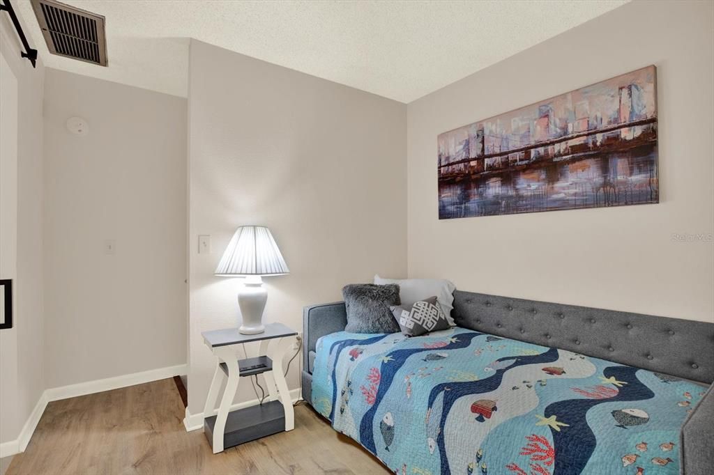 En Venta: $349,900 (1 camas, 1 baños, 755 Pies cuadrados)