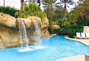 For Sale: $409,900 (3 beds, 3 baths, 1755 Square Feet)