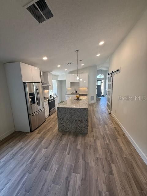 For Sale: $349,900 (3 beds, 2 baths, 1161 Square Feet)