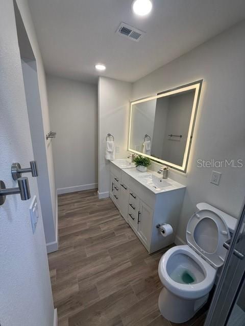 For Sale: $349,900 (3 beds, 2 baths, 1161 Square Feet)