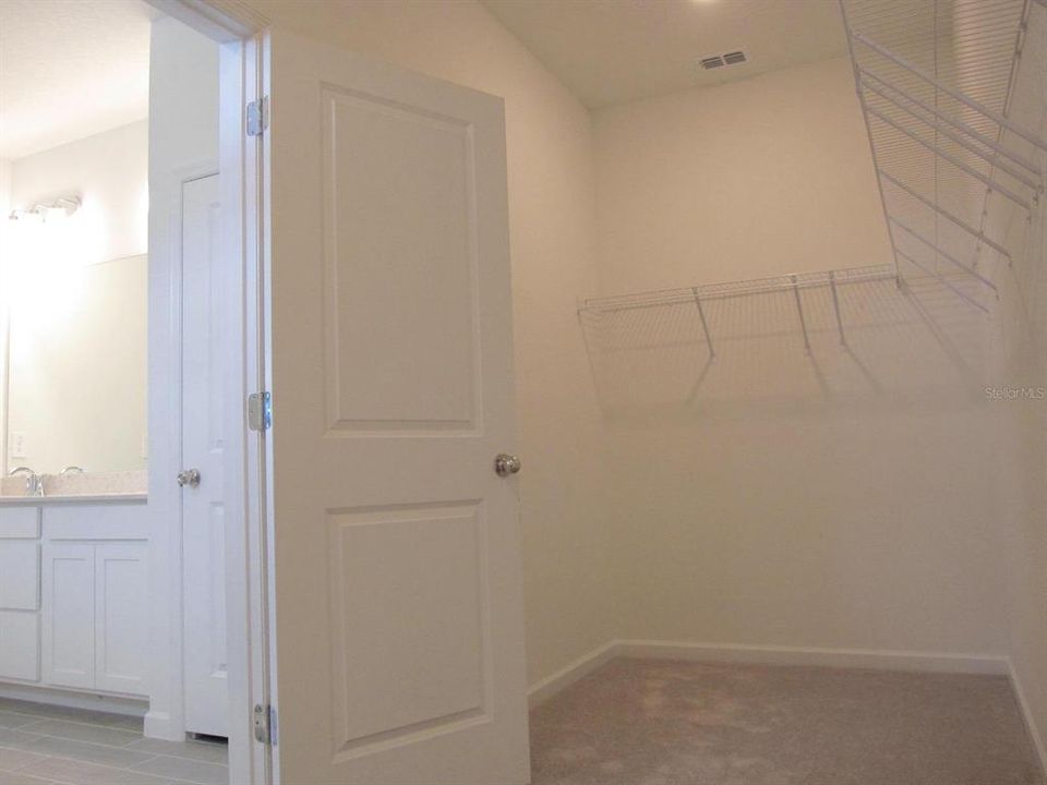 For Rent: $2,200 (3 beds, 2 baths, 1740 Square Feet)