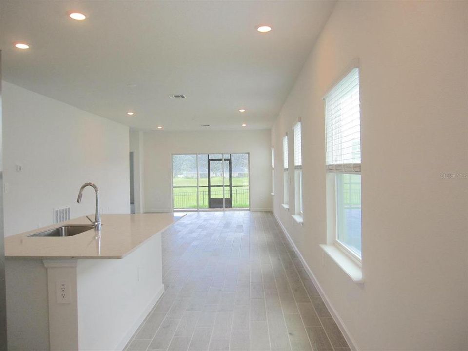 For Rent: $2,200 (3 beds, 2 baths, 1740 Square Feet)