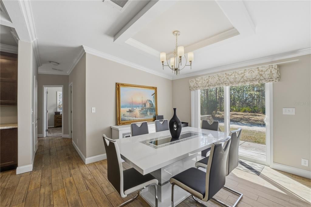 For Sale: $710,000 (4 beds, 3 baths, 2594 Square Feet)