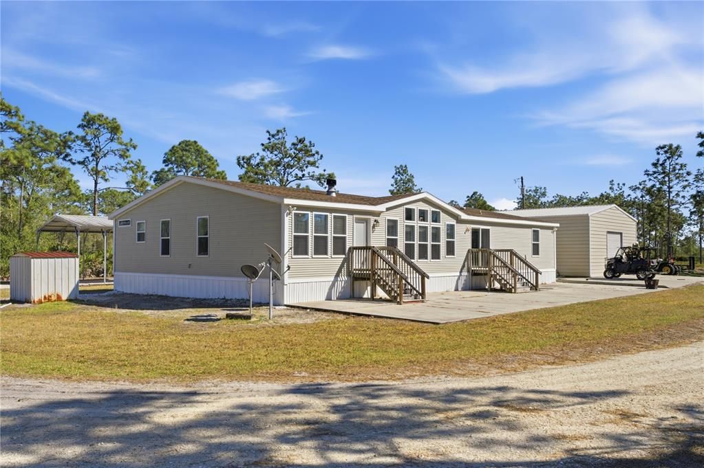 For Sale: $710,000 (4 beds, 3 baths, 2594 Square Feet)