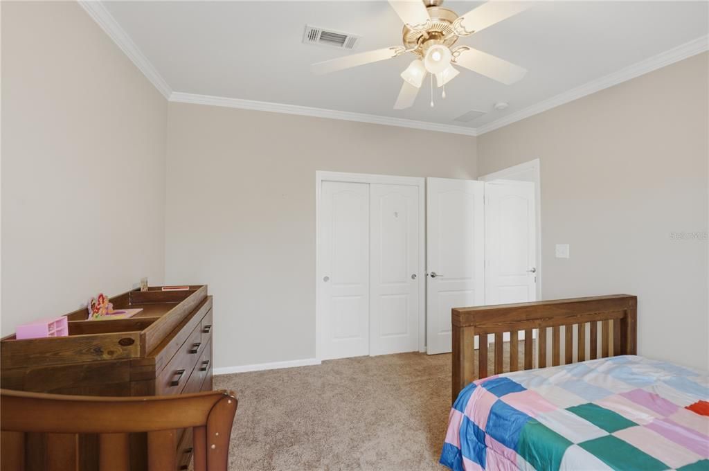For Sale: $710,000 (4 beds, 3 baths, 2594 Square Feet)