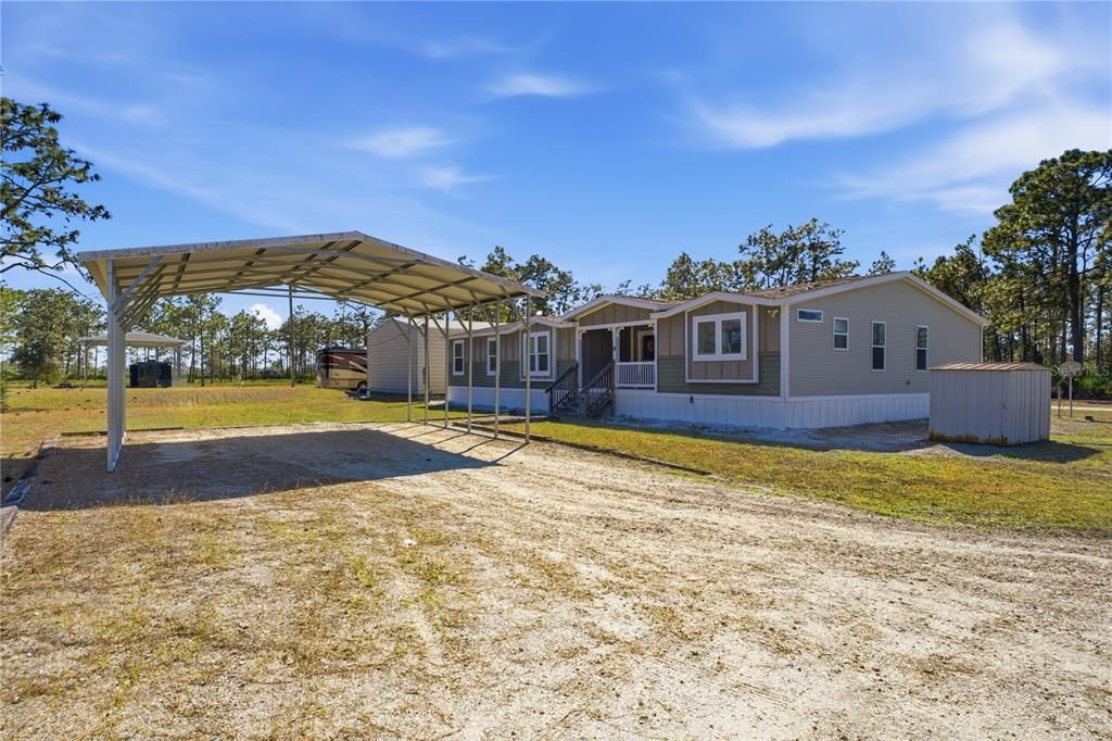 For Sale: $710,000 (4 beds, 3 baths, 2594 Square Feet)