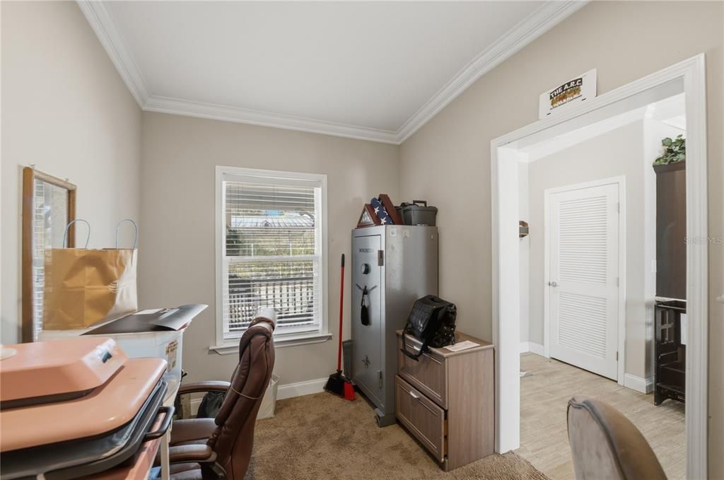 For Sale: $710,000 (4 beds, 3 baths, 2594 Square Feet)