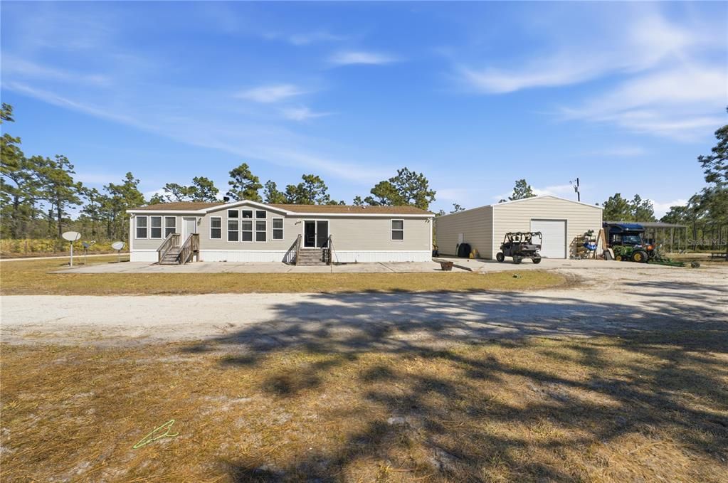 For Sale: $710,000 (4 beds, 3 baths, 2594 Square Feet)