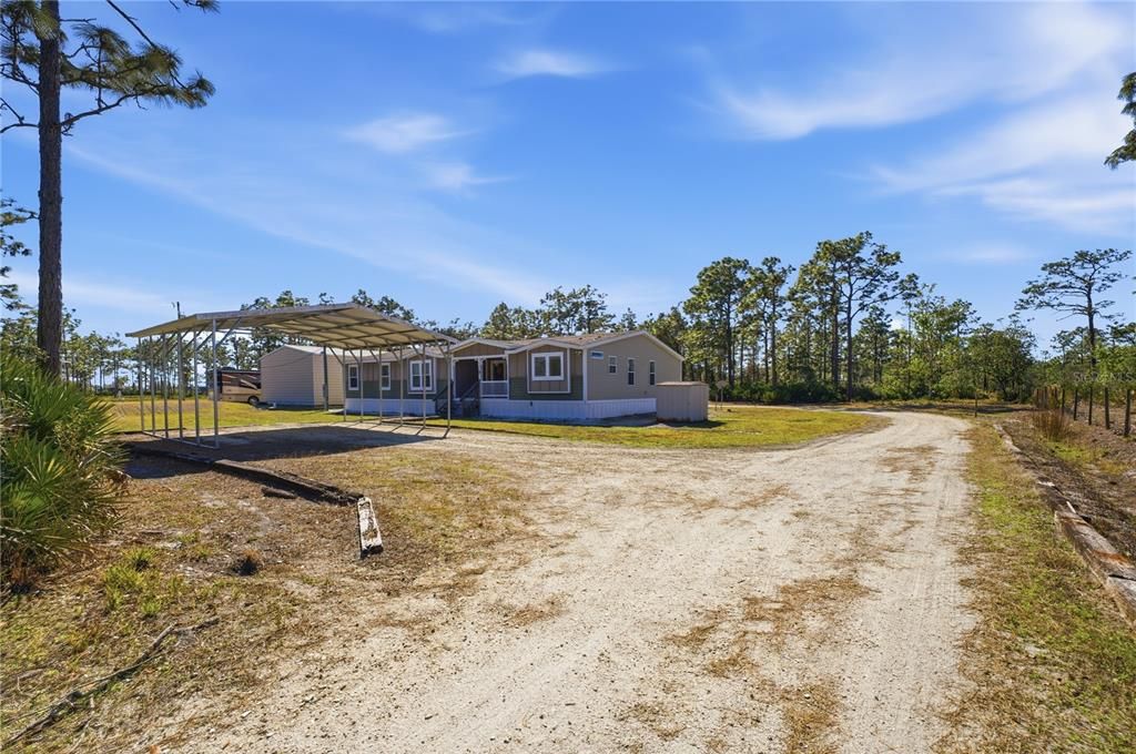 For Sale: $710,000 (4 beds, 3 baths, 2594 Square Feet)