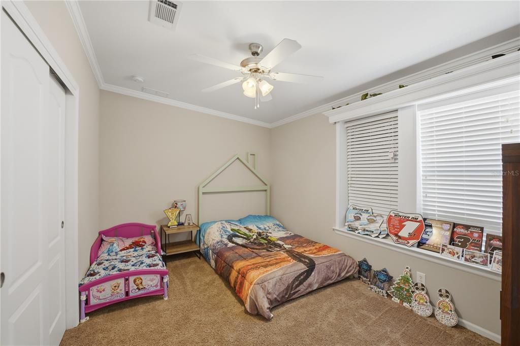 For Sale: $710,000 (4 beds, 3 baths, 2594 Square Feet)