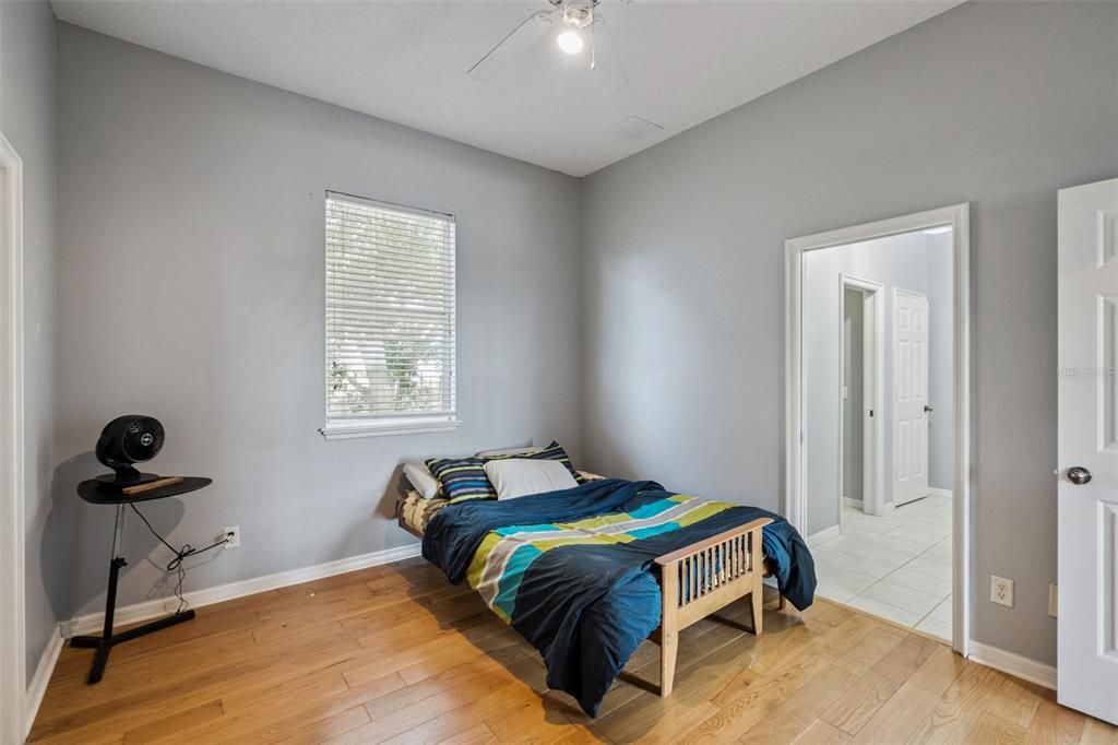 Active With Contract: $459,990 (3 beds, 2 baths, 2388 Square Feet)