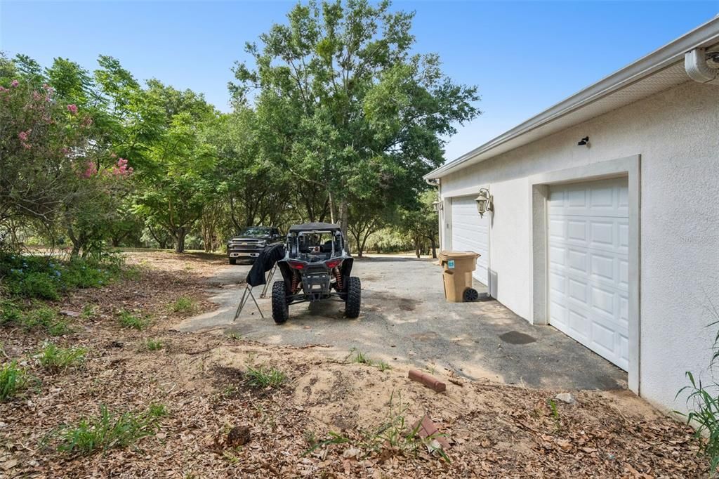 Active With Contract: $459,990 (3 beds, 2 baths, 2388 Square Feet)