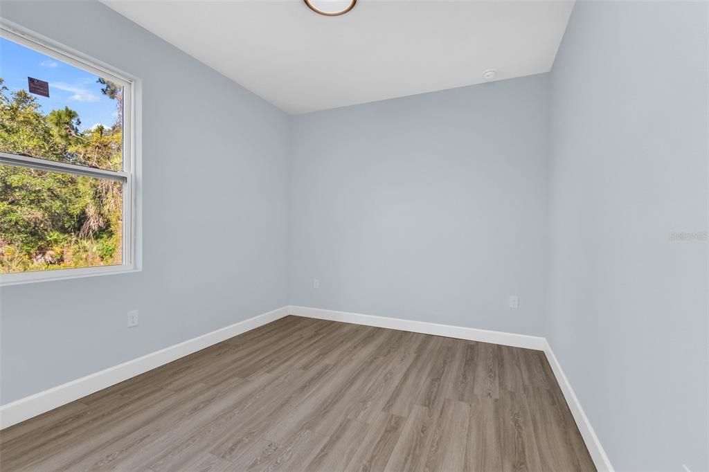 En Venta: $339,900 (4 camas, 2 baños, 1663 Pies cuadrados)