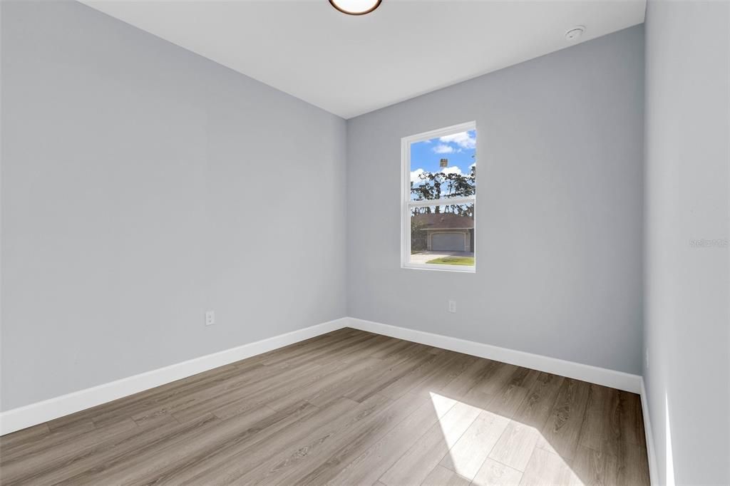 En Venta: $339,900 (4 camas, 2 baños, 1663 Pies cuadrados)