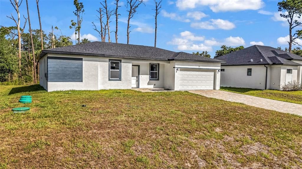 En Venta: $339,900 (4 camas, 2 baños, 1663 Pies cuadrados)