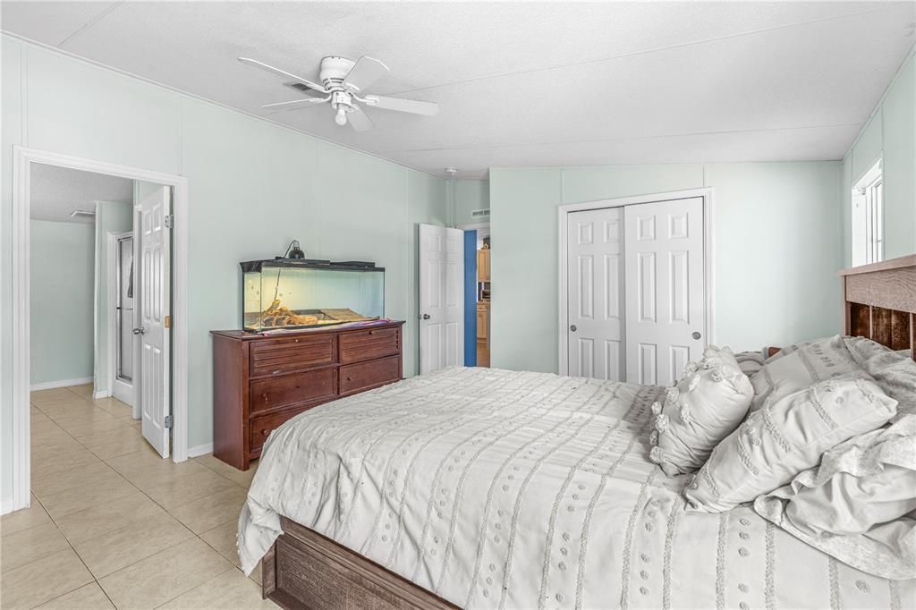For Sale: $389,000 (3 beds, 2 baths, 1620 Square Feet)