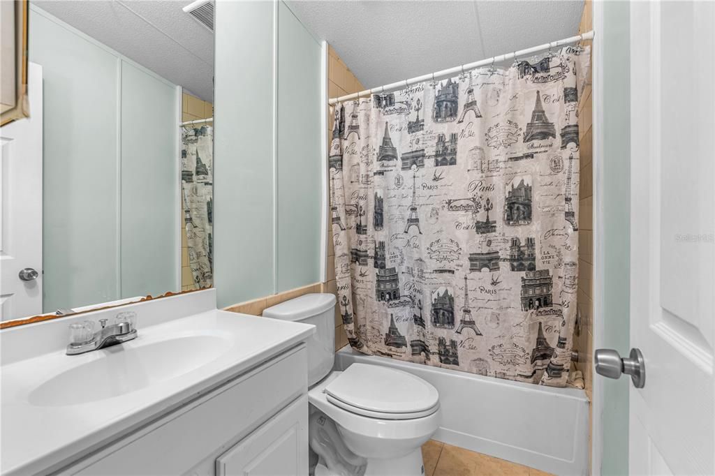 For Sale: $389,000 (3 beds, 2 baths, 1620 Square Feet)