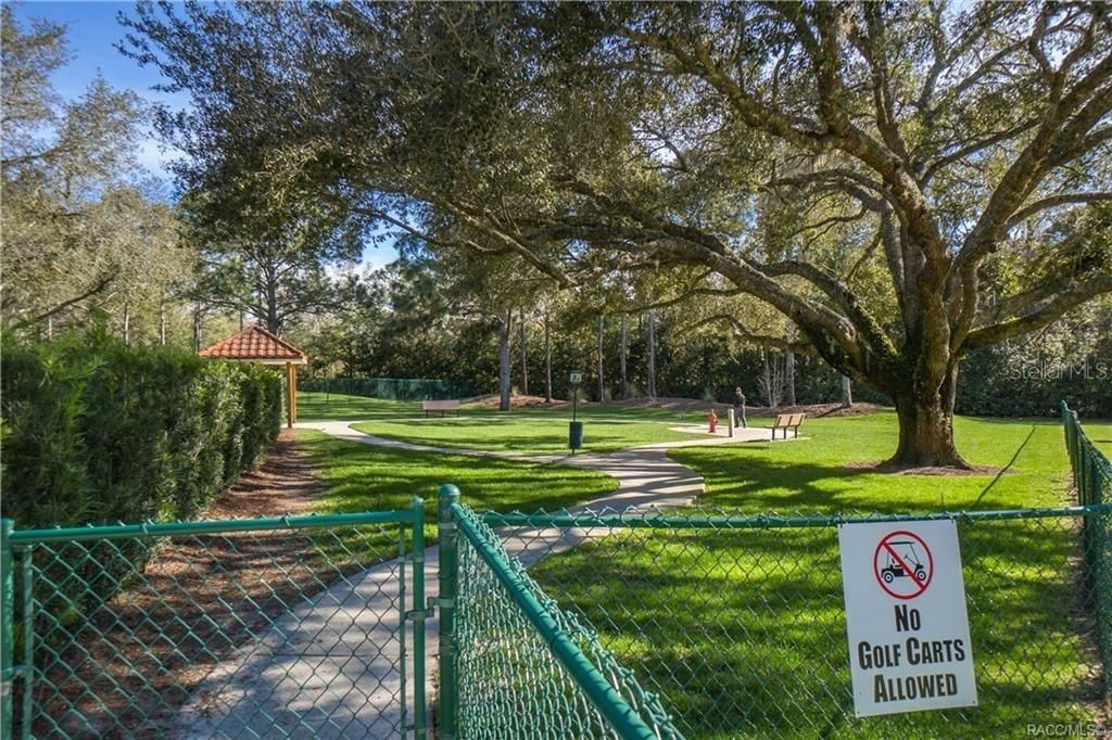 For Sale: $800,000 (5 beds, 4 baths, 4800 Square Feet)