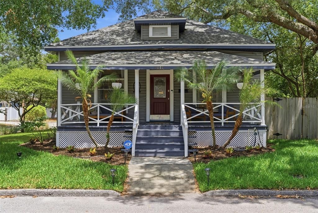 На продажу: $649,900 (3 спален, 2 ванн, 1972 Квадратных фут)