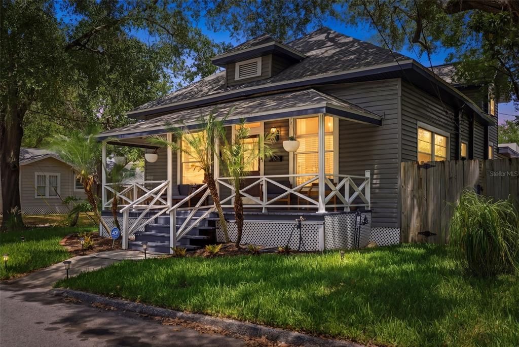 На продажу: $649,900 (3 спален, 2 ванн, 1972 Квадратных фут)